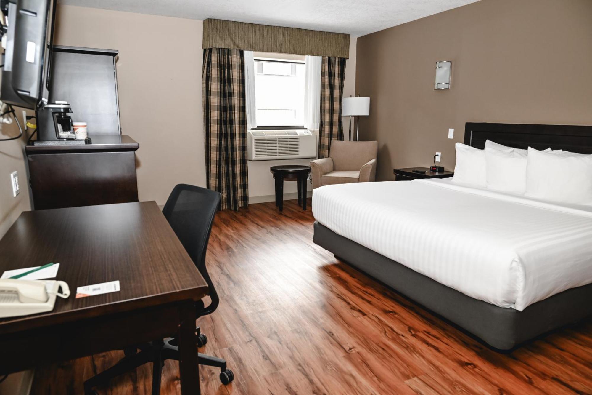 Quality & Conference Centre Hotel Peace River