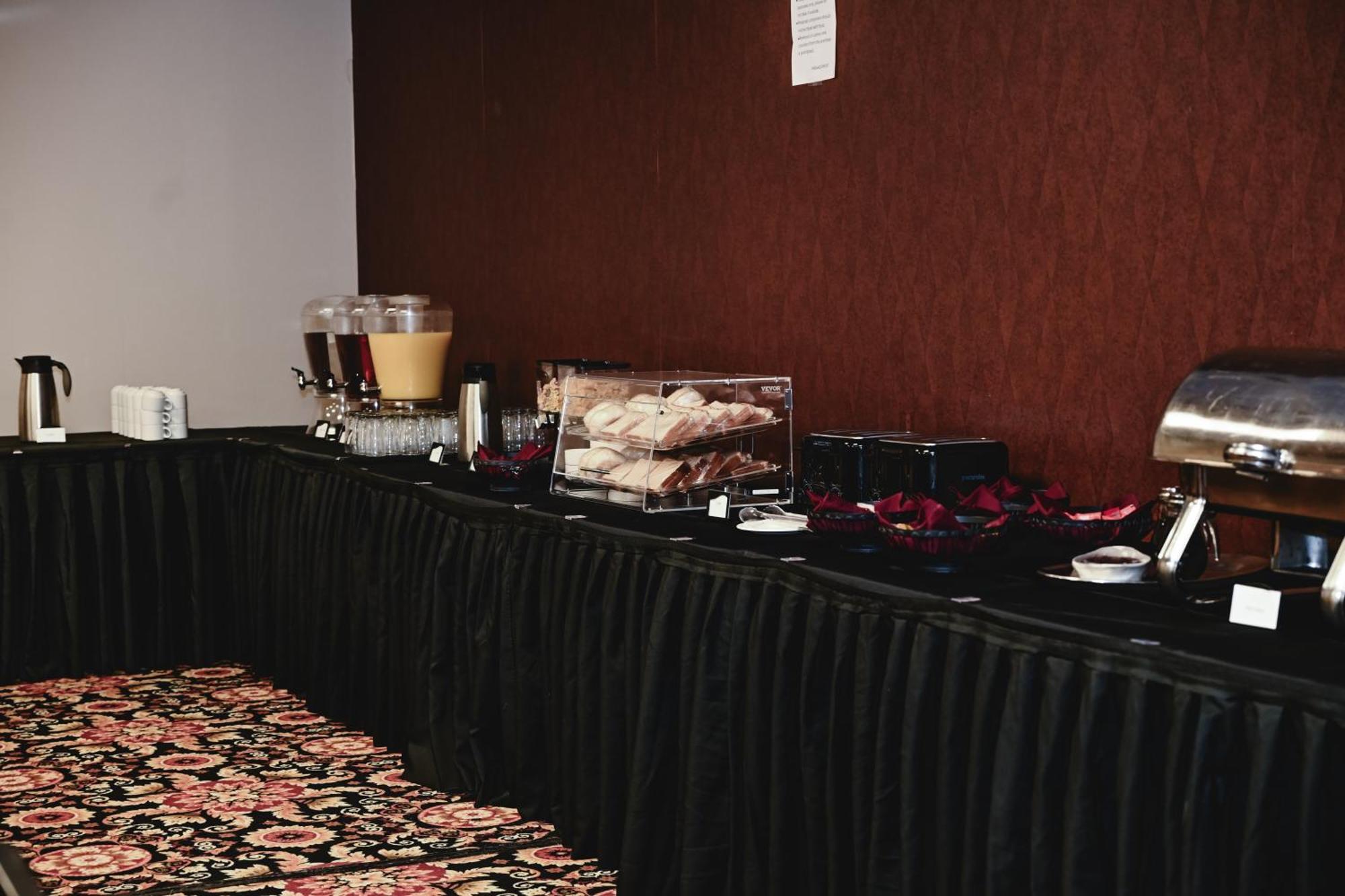 Quality & Conference Centre Peace River
