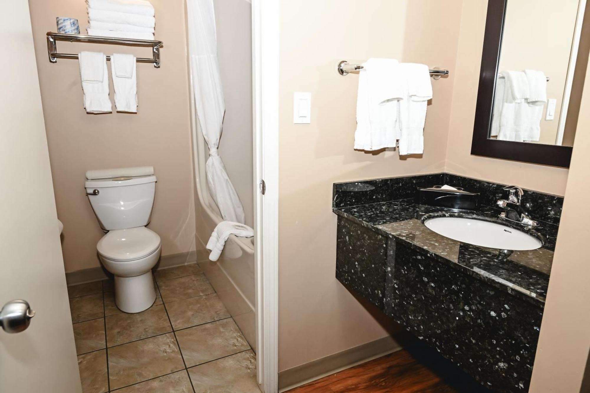 Quality & Conference Centre 3* Peace River