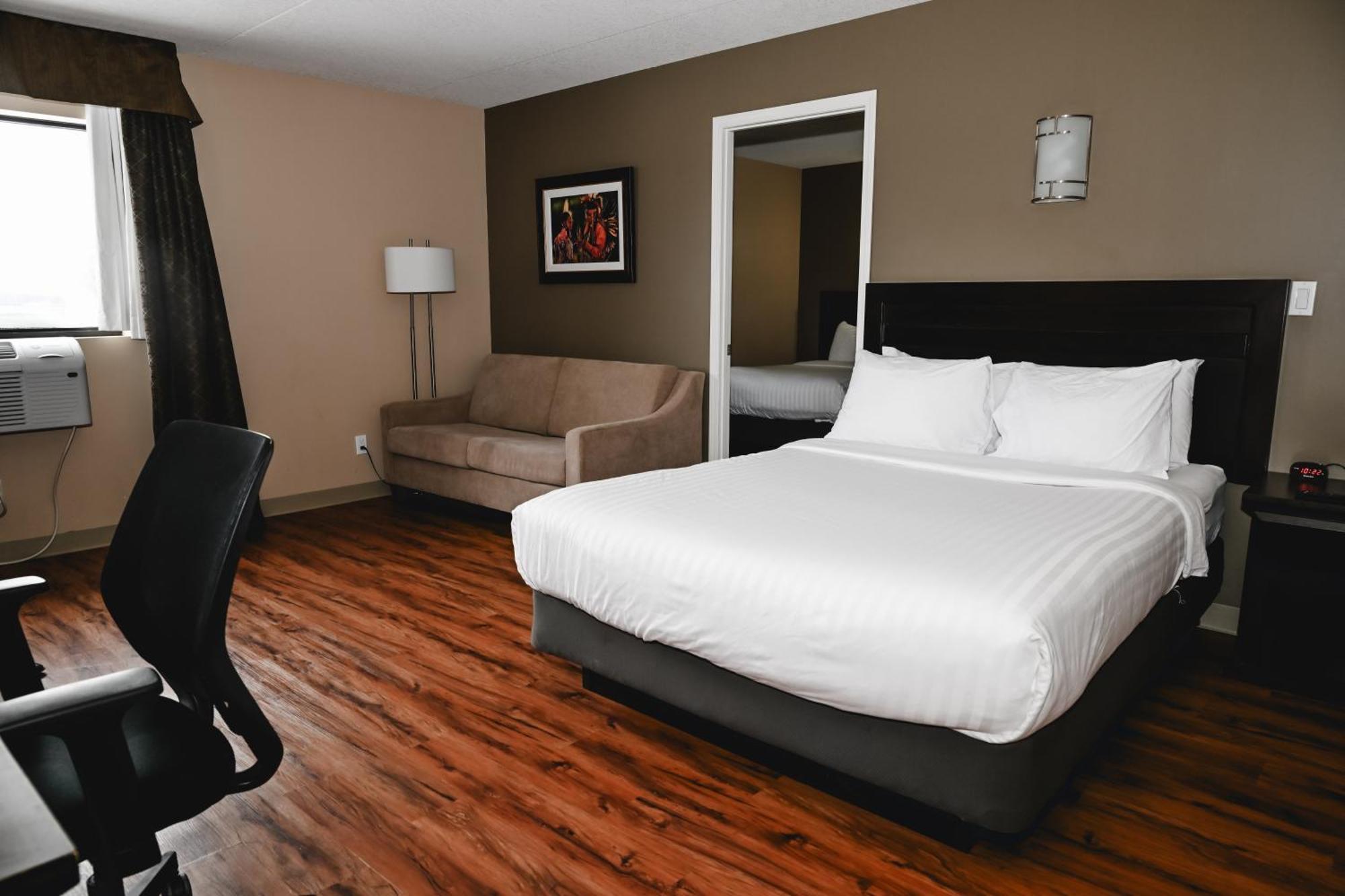 Quality & Conference Centre Hotel