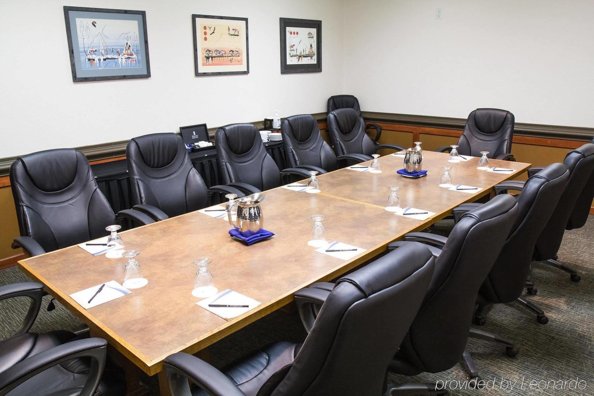 Quality & Conference Centre Hotel
